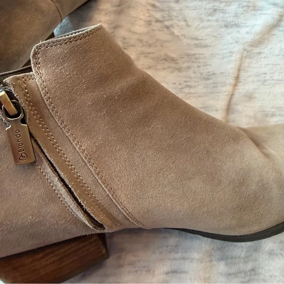 Blondo Women’s Ankle Booties size 9.5 - Picture 8 of 11